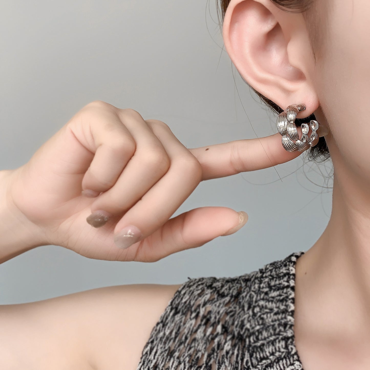 Simple Double Combination Plant Shape Texture Sense Ear Knot Rings