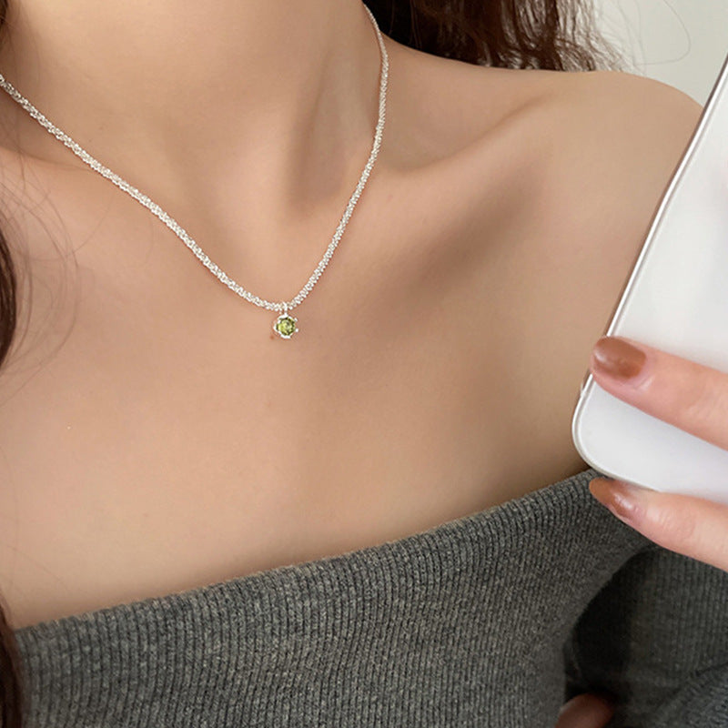 Vintage Green Alloy Female Sparkling Olive Necklaces