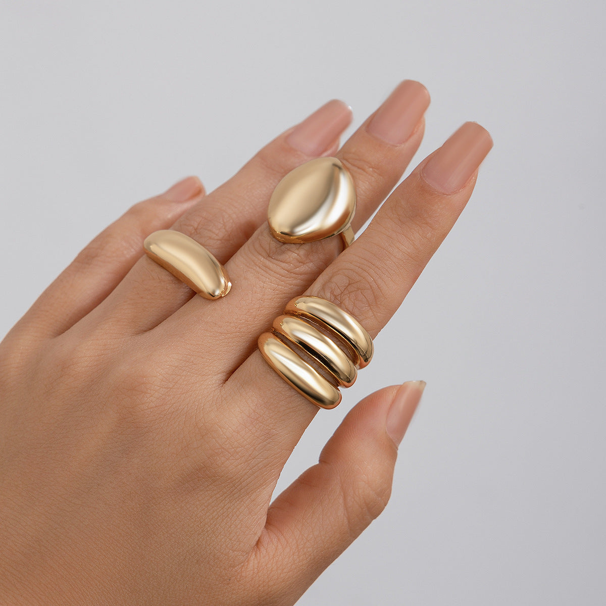 Design Lava Metal Glossy Surface Open Female Niche Rings