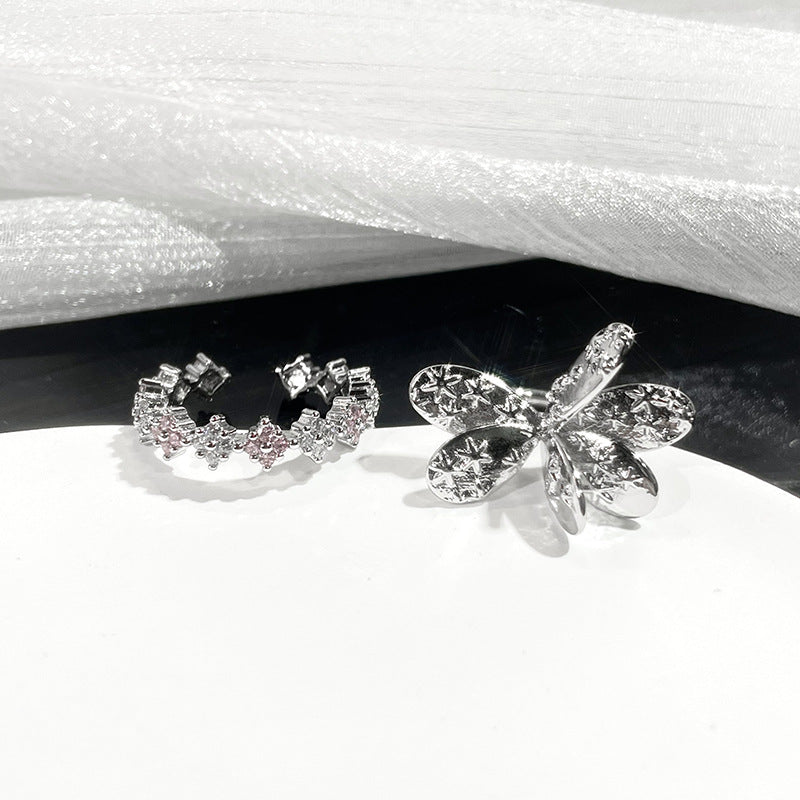 Women's Butterfly Glossy Full Rhinestone Zircon Design Rings