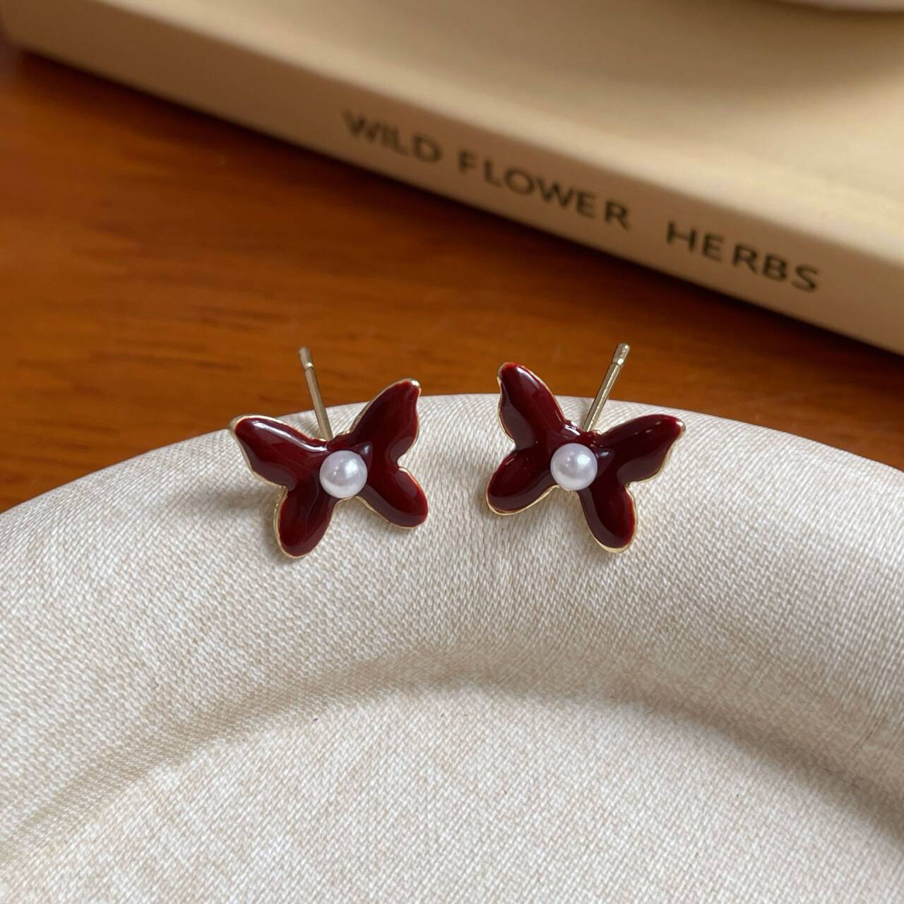 Small Exquisite Bow Female Sier Needle Earrings