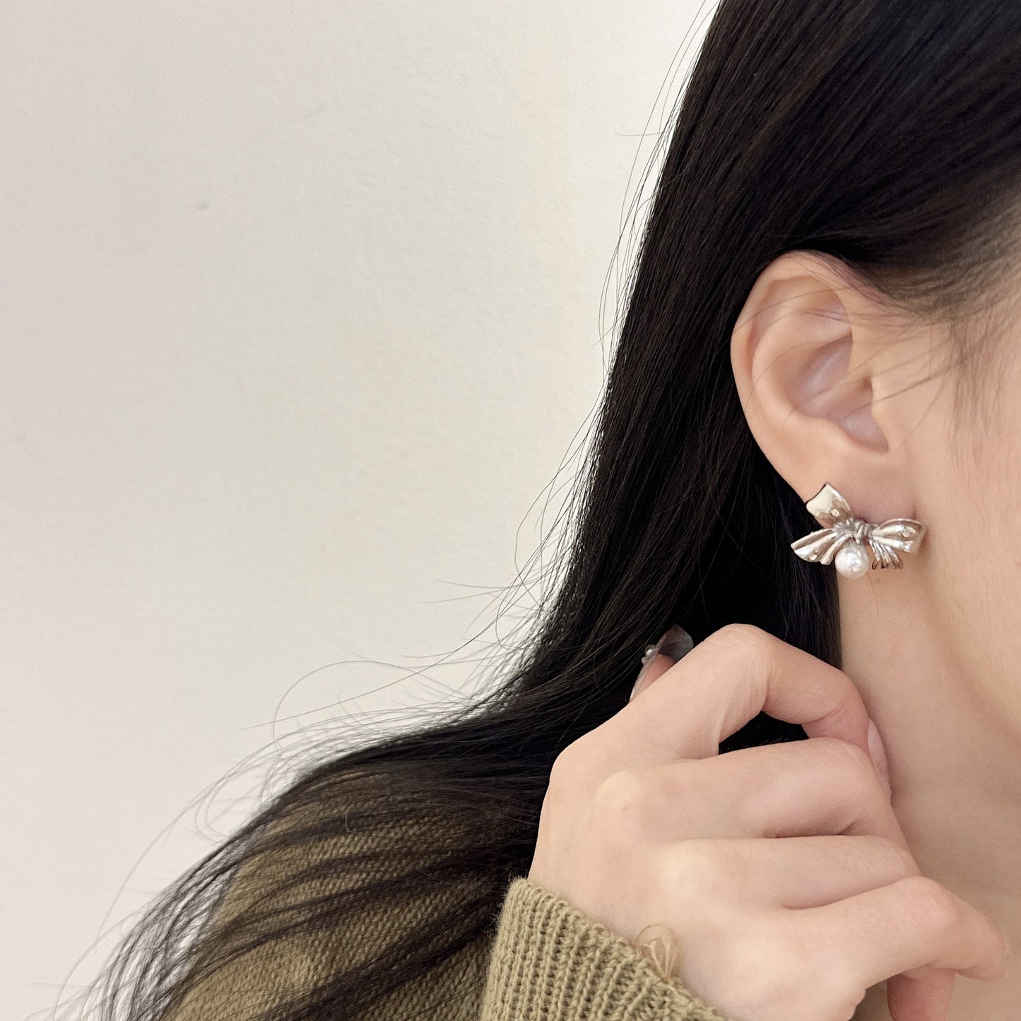 Women's Pearl Simple Sweet Cool Style Design Earrings