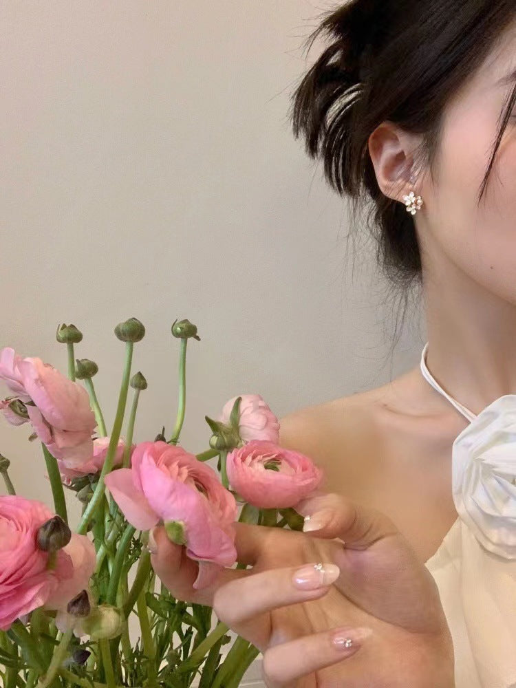 Wind Flower Mini French Pearl Ear Earrings