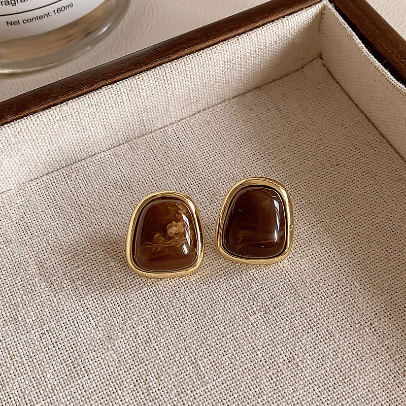 Women's French Retro Amber Elegant Design High-grade Earrings