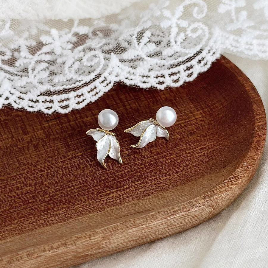 Fishtail Pearl Female Gentle Light Luxury Earrings