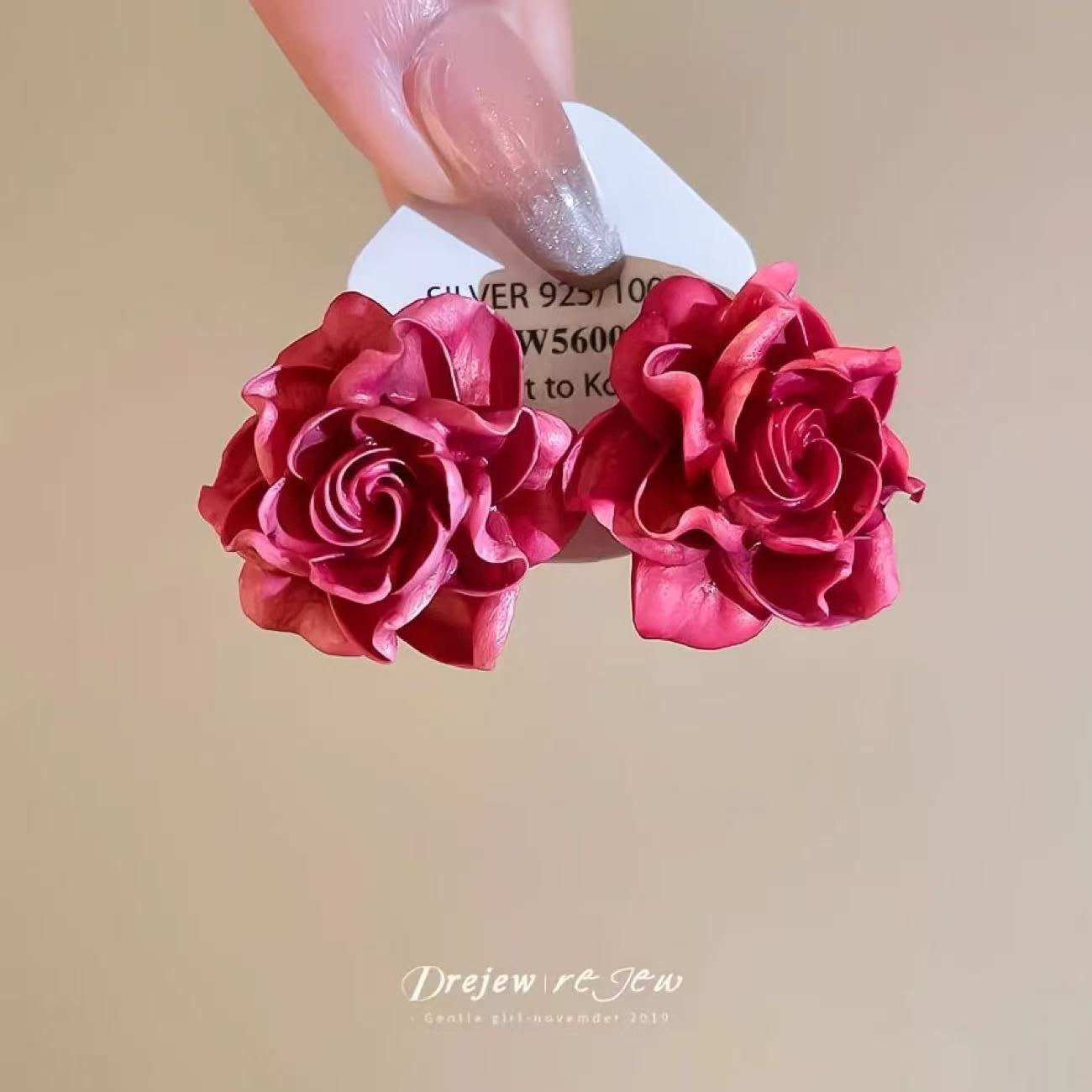 Rose Super Beautiful Light Luxury High-grade Stud Earrings