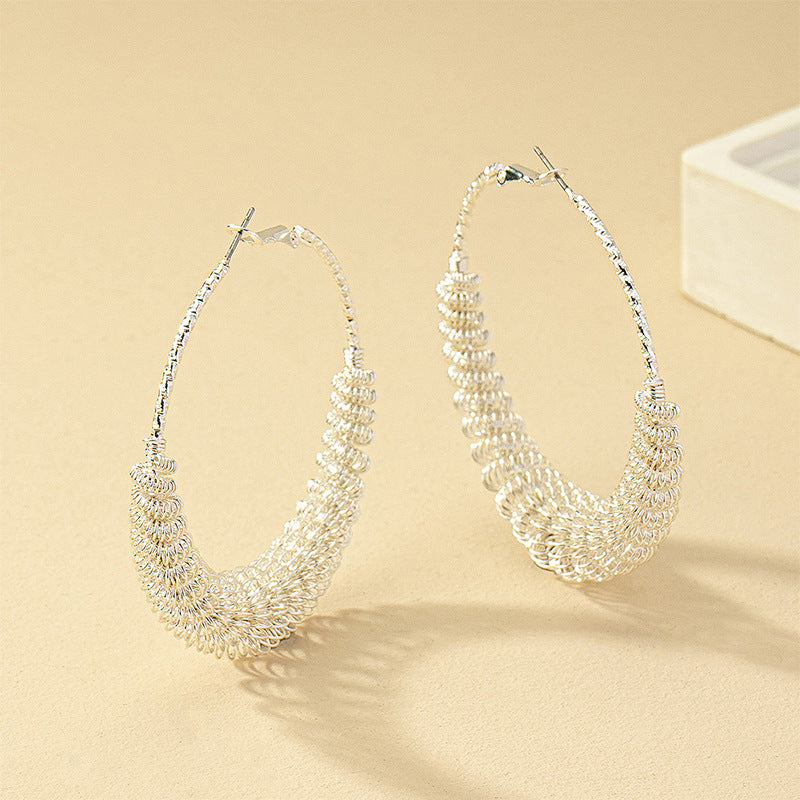 Women's Spring Round Retro Exaggerated Personalized Slim Earrings