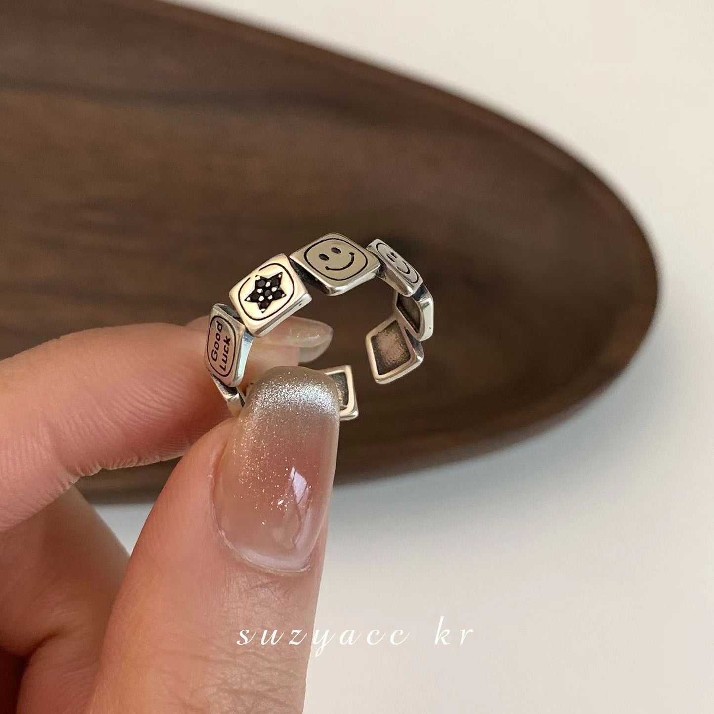 Design Fashion Personality Letters Switchable Index Rings