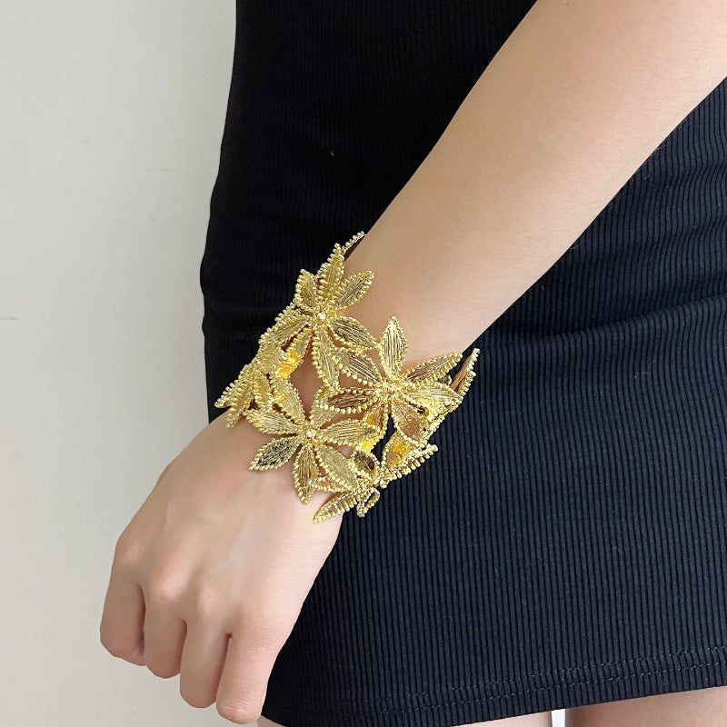 Dripping Hollow Leaves Stitching Affordable Luxury Fashion High Bracelet