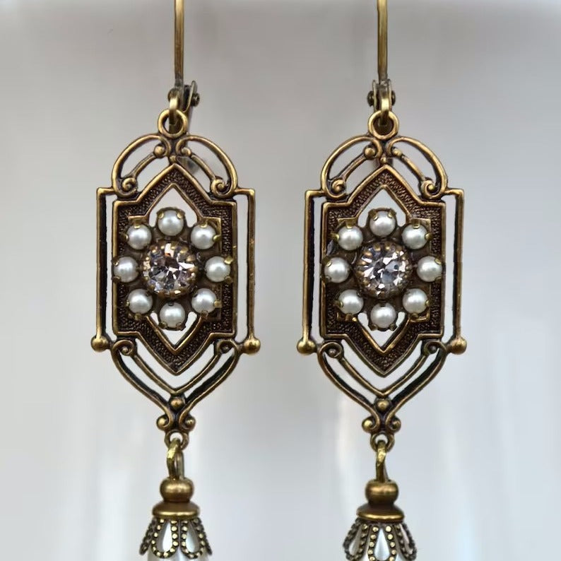 Fashion New Retro For Ladies Personalized Earrings