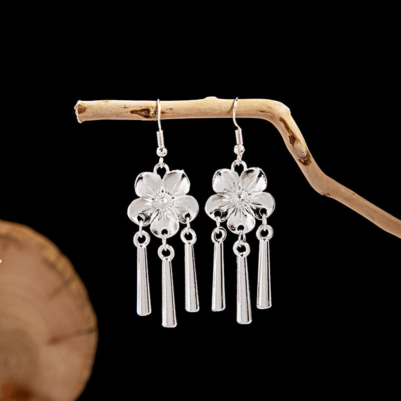 Sier Family Minority Ethnic Style Tourist Attractions Earrings