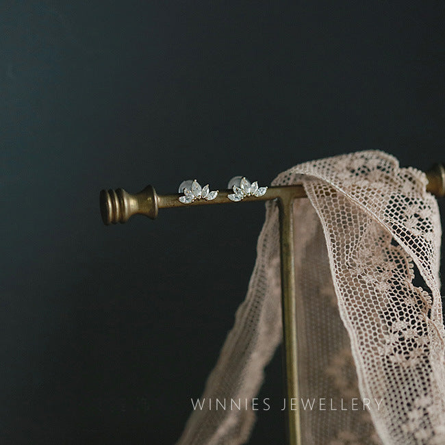 Women's Sterling Sier Gold-plated Small Exquisite Inlaid Earrings