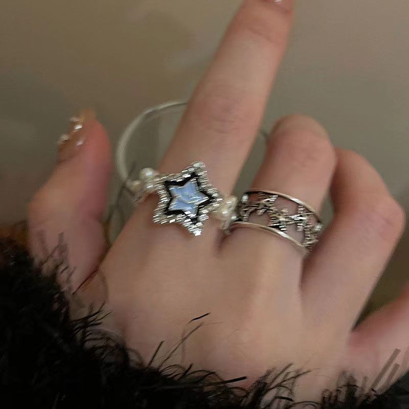 Retro Couple Index Finger Niche Design Rings