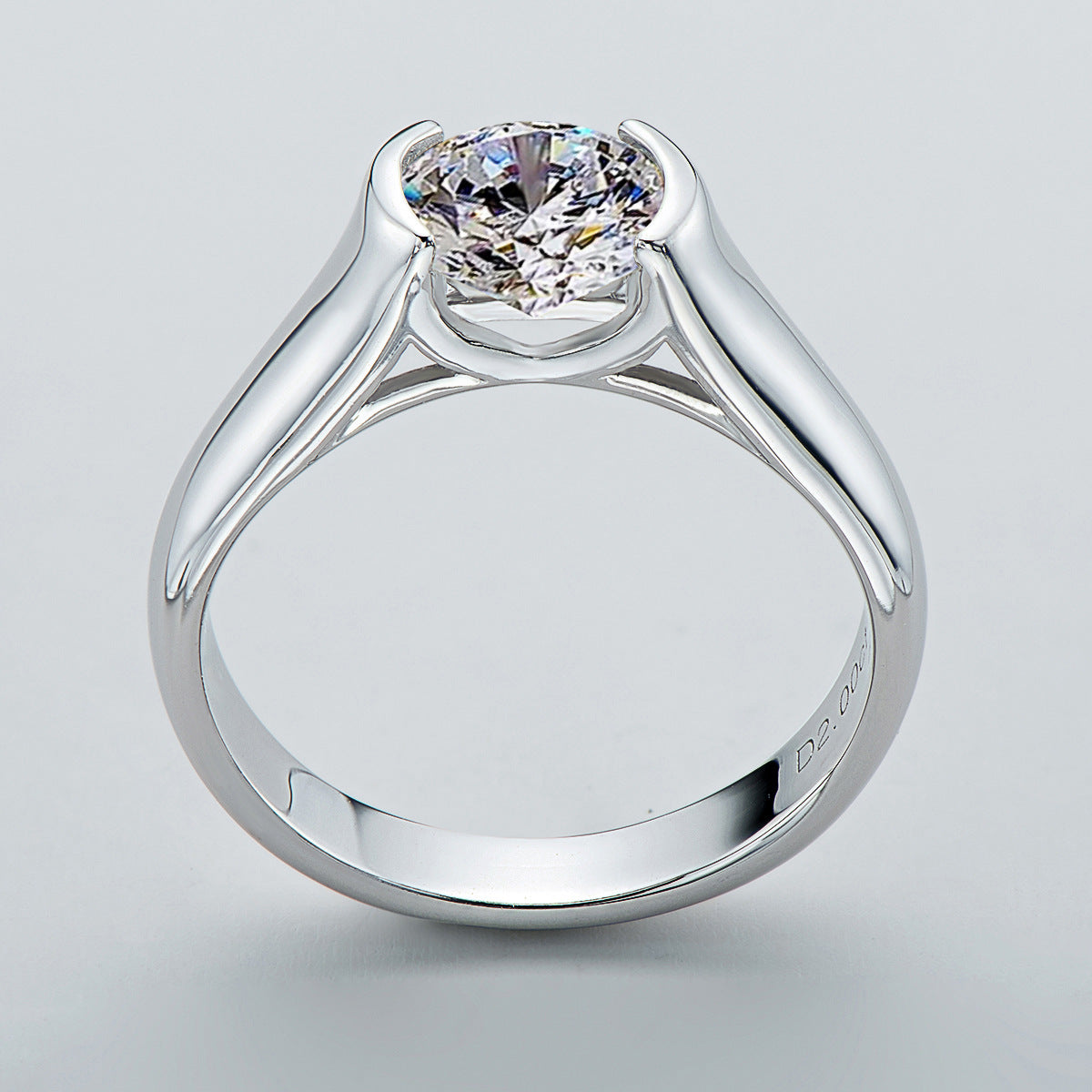 Women's Simple Temperament 2 Karat Color Moissanite Rings