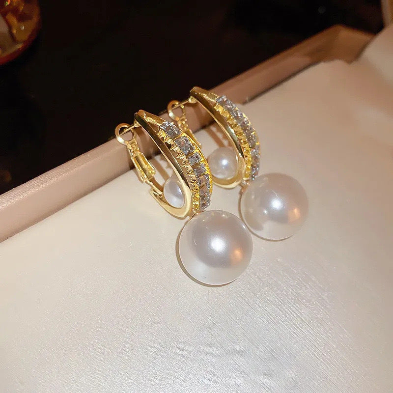 Feeling Zircon Red Pearl Fashion Atmosphere Temperament Rings