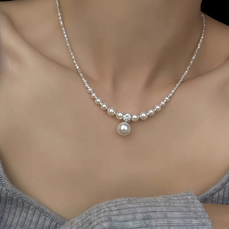 Women's Minimalist Pearl Design High-grade Clavicle Chain Necklaces