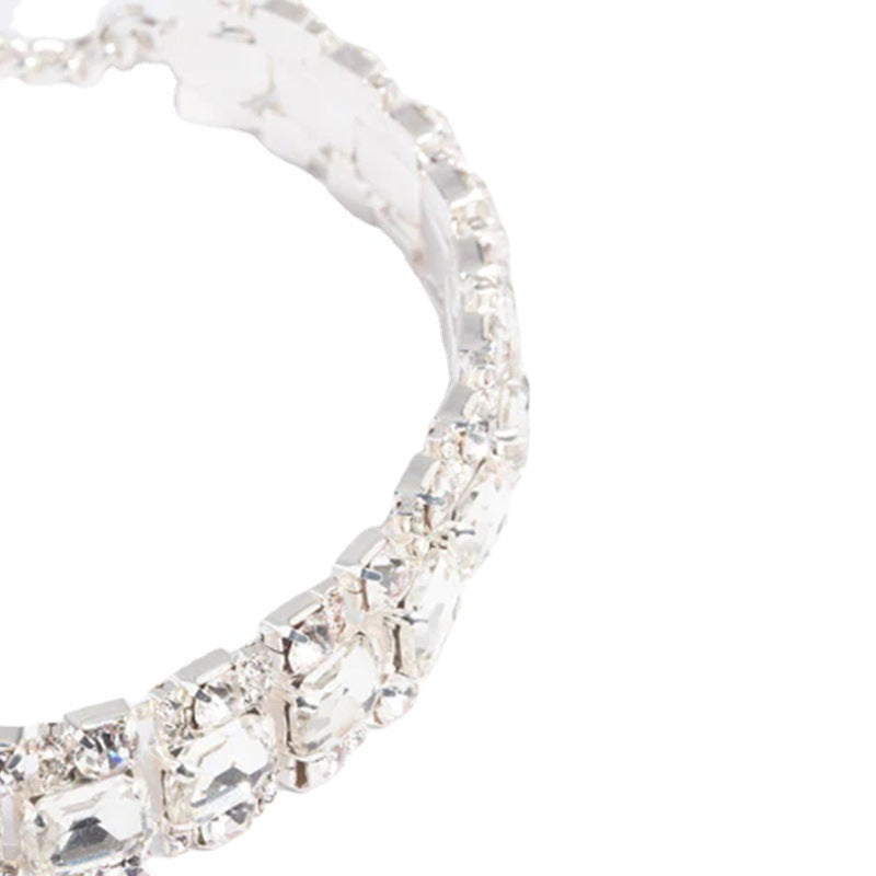 Women's Simple Rhinestone High-grade Retro Diamonds Clavicle Necklaces