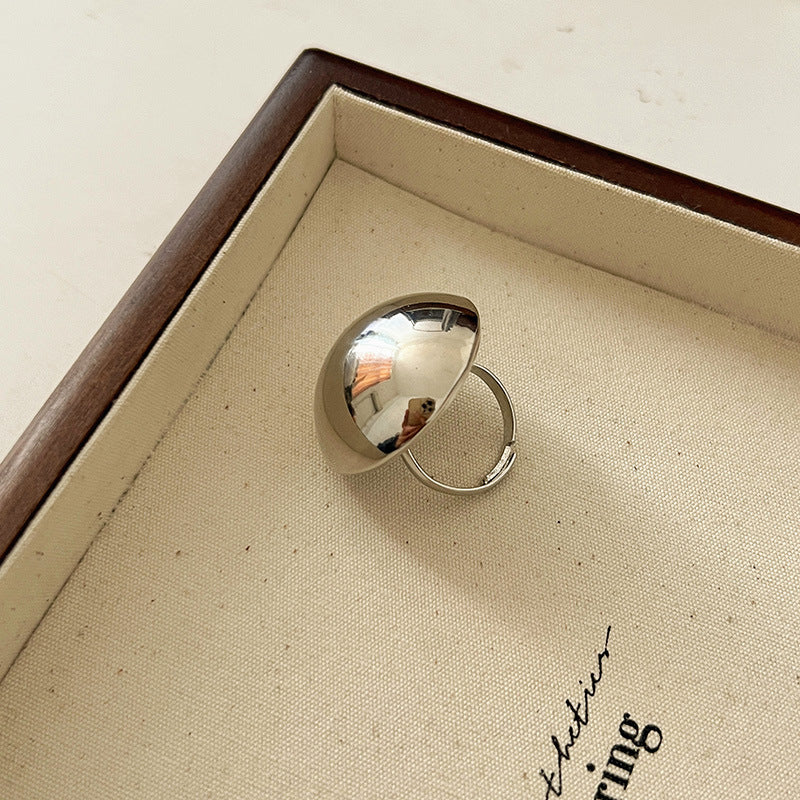 Women's Metal Glossy Surface Fashionable Simple Elegant Niche High-grade Rings