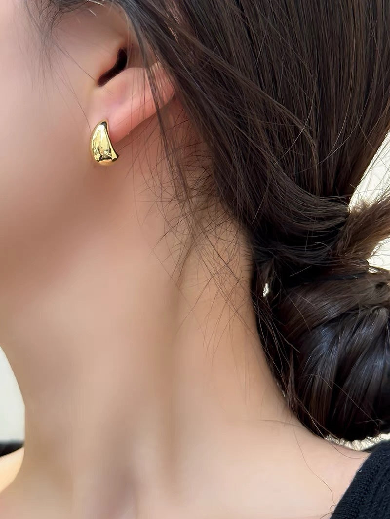 Women's Fashionable Metal Elegant High-grade Vintage Rings