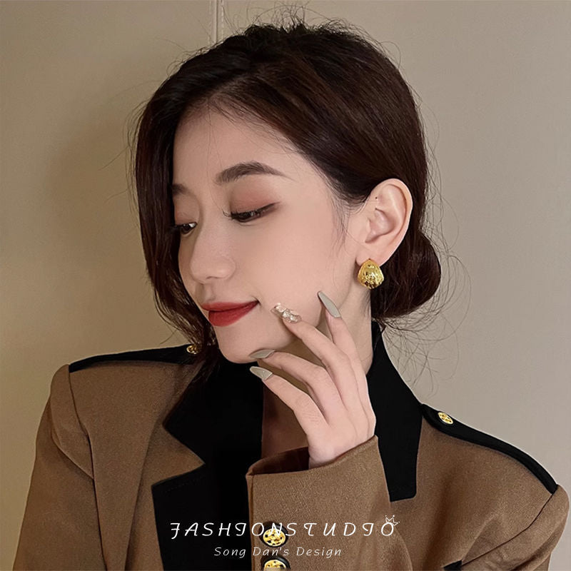 Popular Niche Temperament Female Advanced Metal Earrings