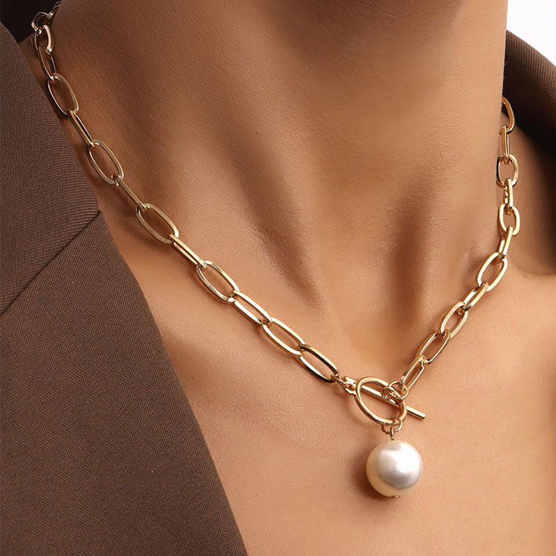 Women's Imitation Pearl Buckle For Light Luxury Minority Temperament Necklaces