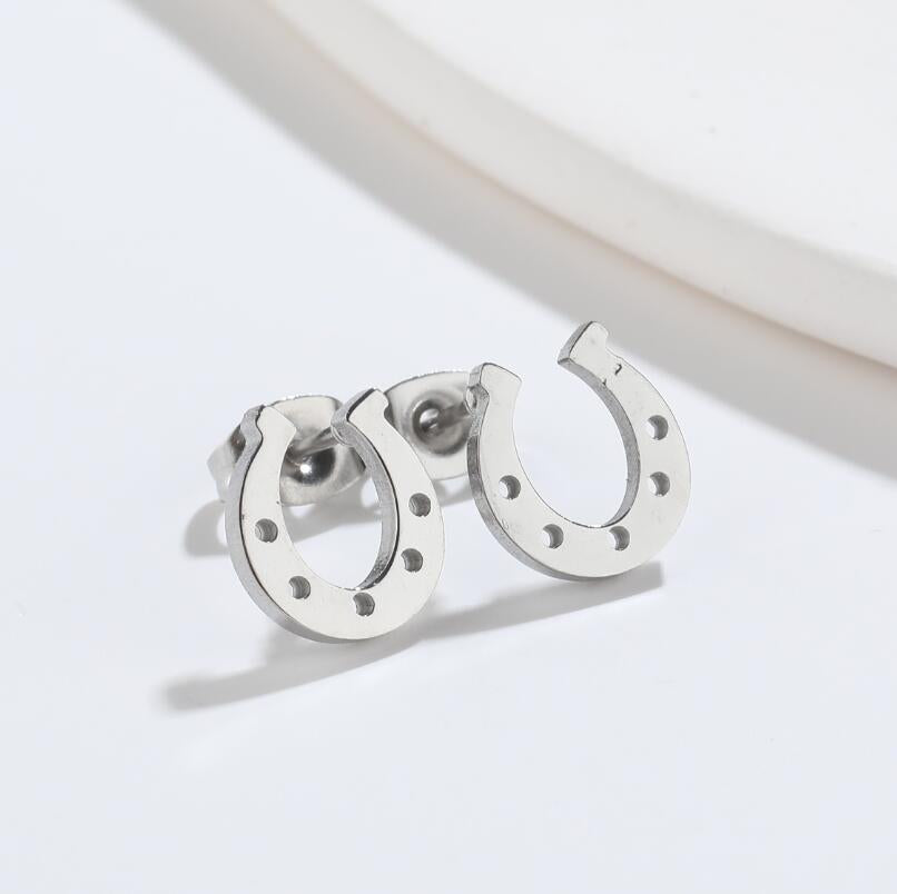 Women's Ornament Simple Fashion U-shaped Personalized Horseshoe Earrings