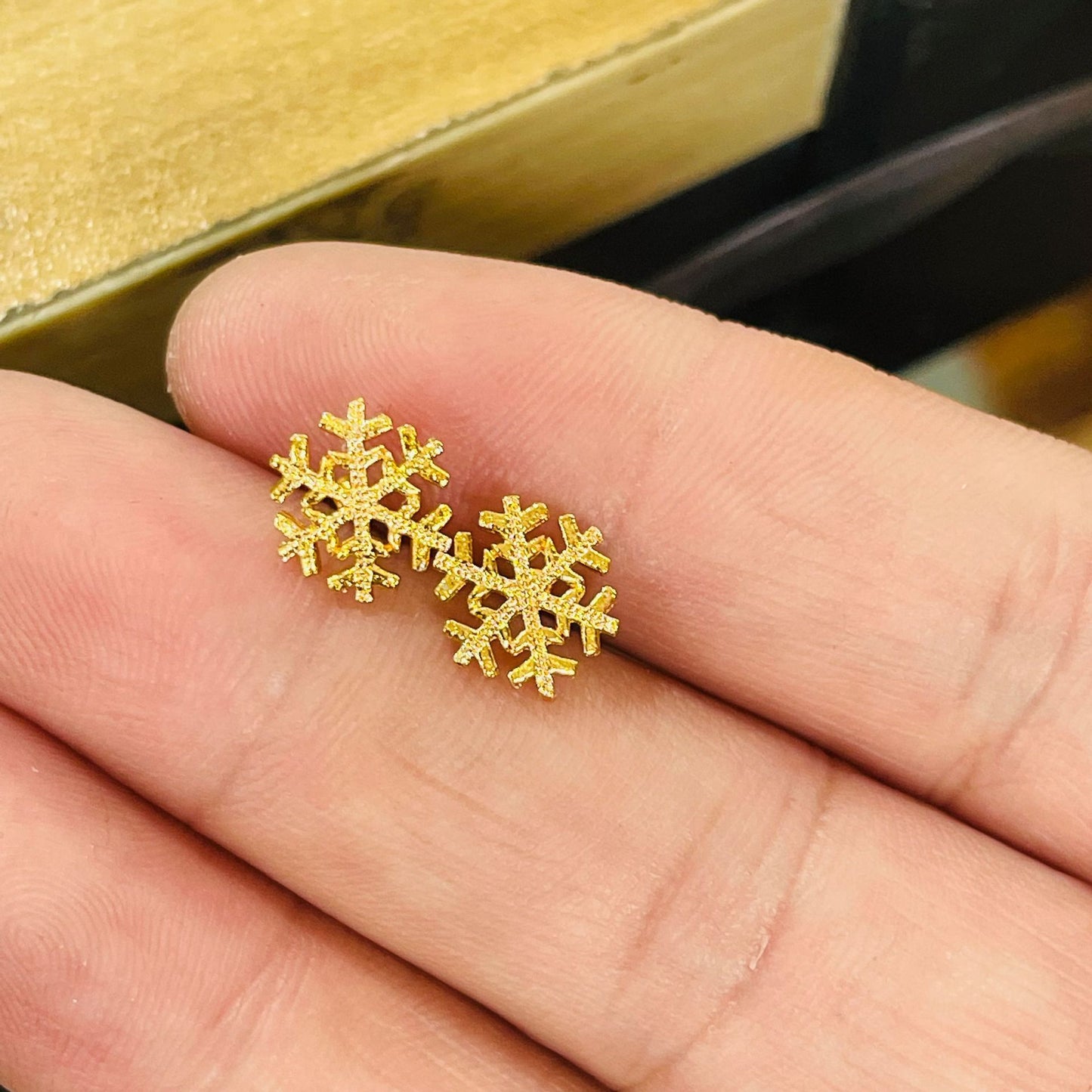 Women's Gold Small Ear Bar Simulation European Coin Earrings