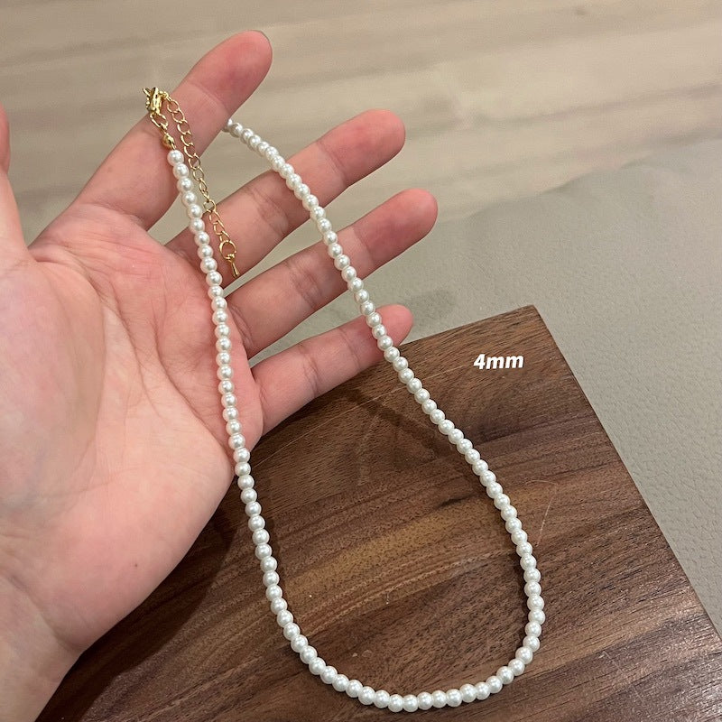 Women's Quality Clavicle Chain Light Luxury Style Necklaces