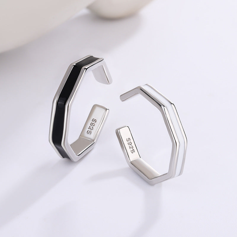 Fashionable Simple Elegant Black White Couple Personalized Minority Design Rings