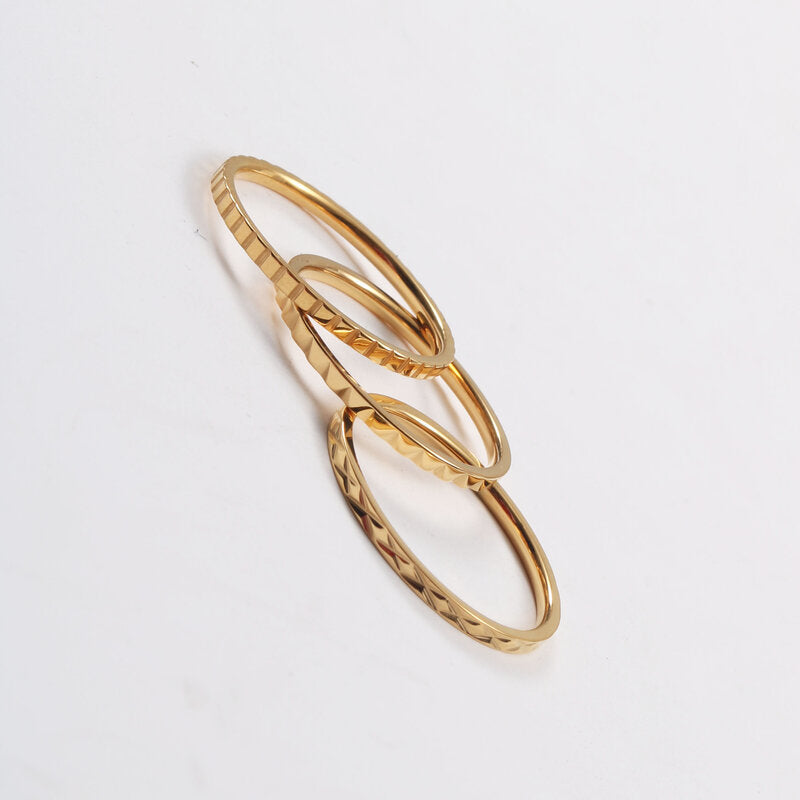 Thin Carved Pattern Titanium Steel Gold Rings