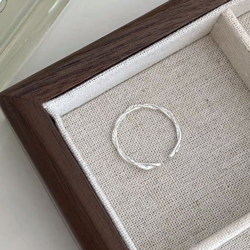 Women's Sier Korean Style Cross Twist Design High Rings