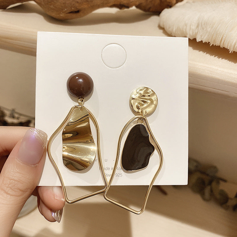 Women's Metallic Asymmetric Irregular Geometric Sier Pin Personality Simple Earrings