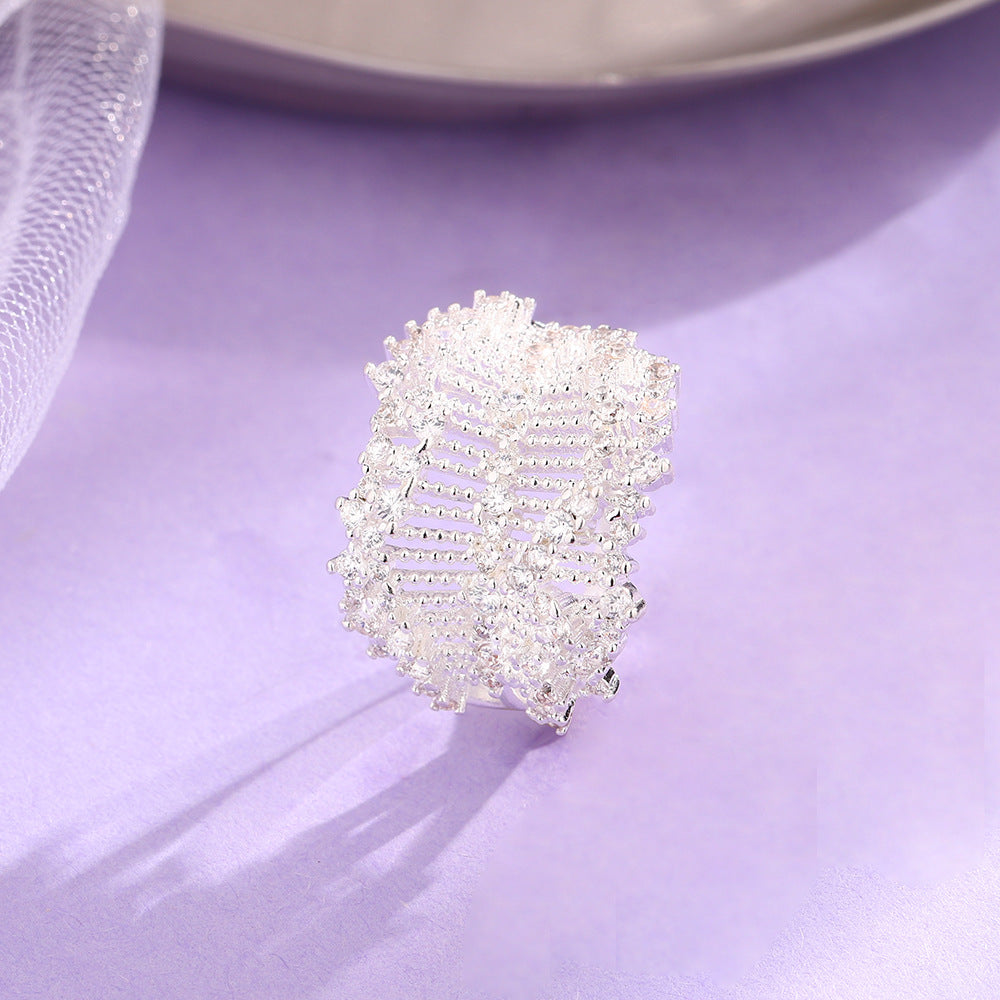 Color Special Interest Light Luxury Inlaid Rings