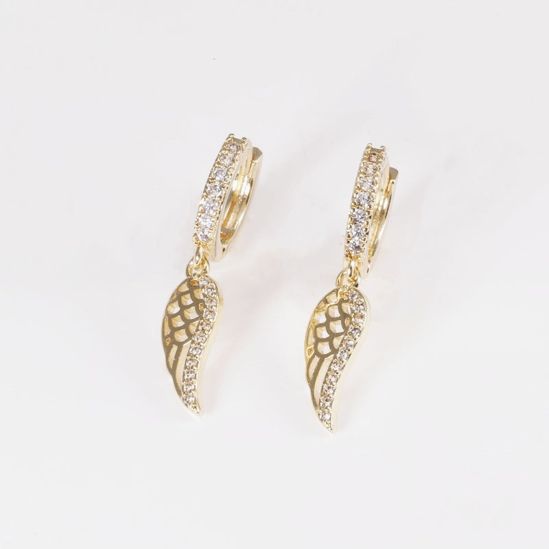 Niche Design High-grade Light Luxury Zircon Love Star Earrings