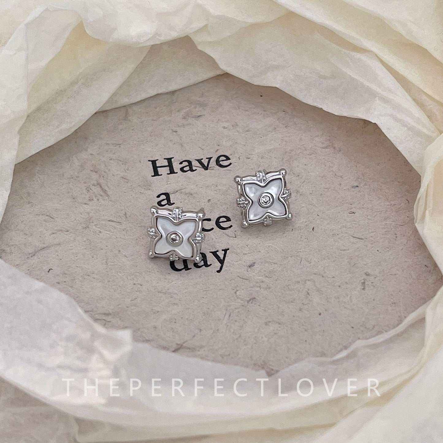 Luxury High-grade Fritillary Flower Square Unique Temperament Earrings