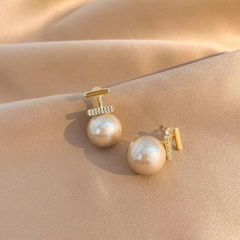 Light Luxury Pearl Female High Sense French Style Temperament Simple Earrings