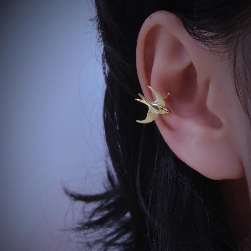 Women's Style Fashionable Swallow Ear Imitation Sier Clip Retro Earrings