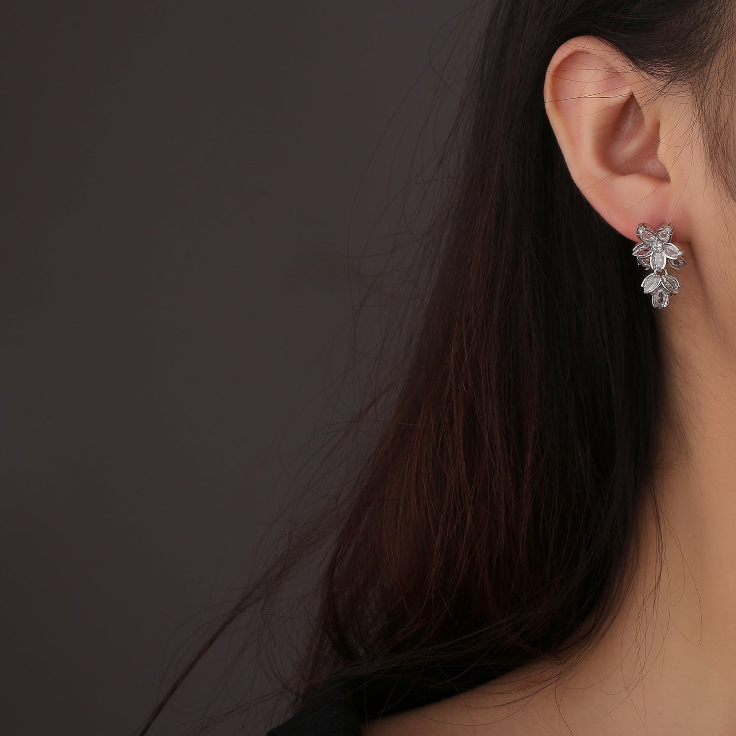 Flower Zircon Female Light Luxury Minority Design Earrings