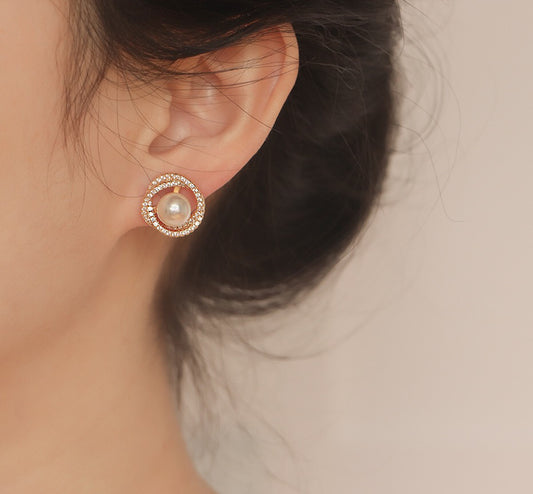 Women's Painless Pearl Mosquito Coil Ear Clip Earrings