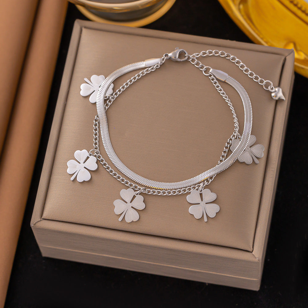 Red Rope Roman Numerals Double Peach Heart Bracelets