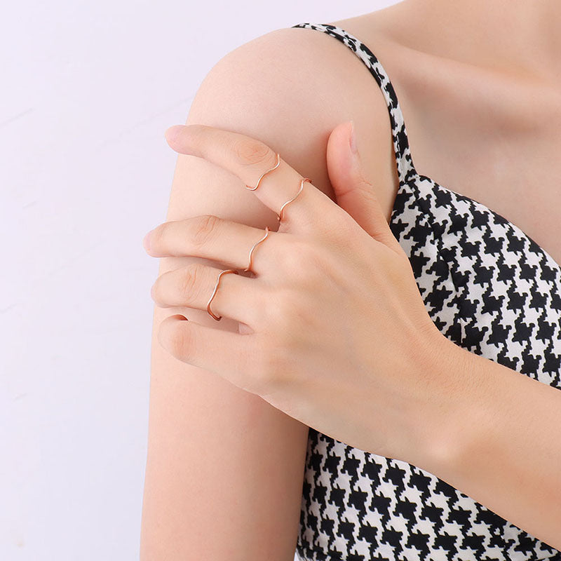 Women's & Men's Steel Wave Pattern Ornament Gold Plated Rings