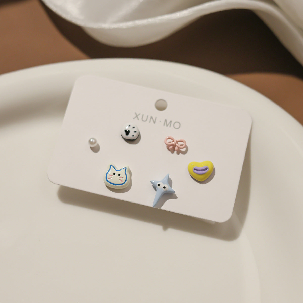 Cartoon Cat Sier Suit Small Childlike Sleeping No Rings