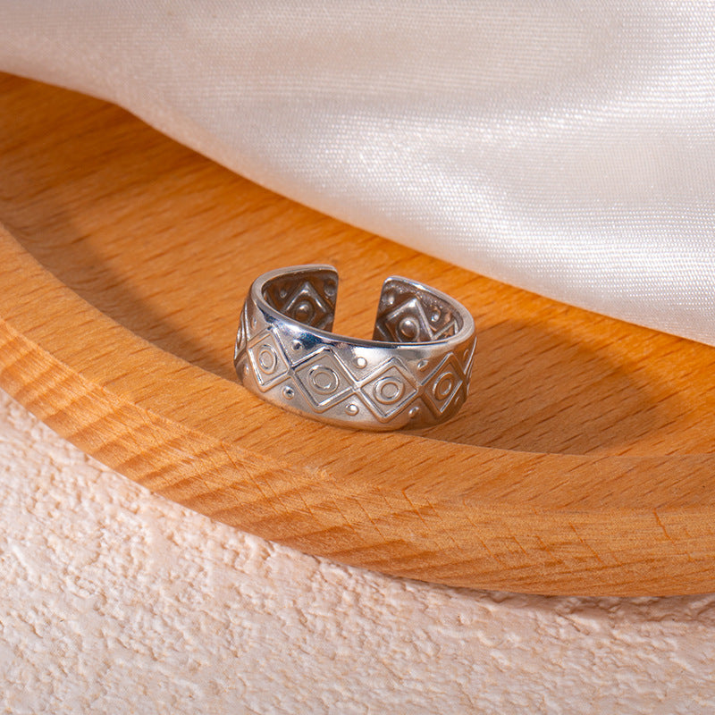 Simple Fashion Irregular Line Design Exquisite Rings