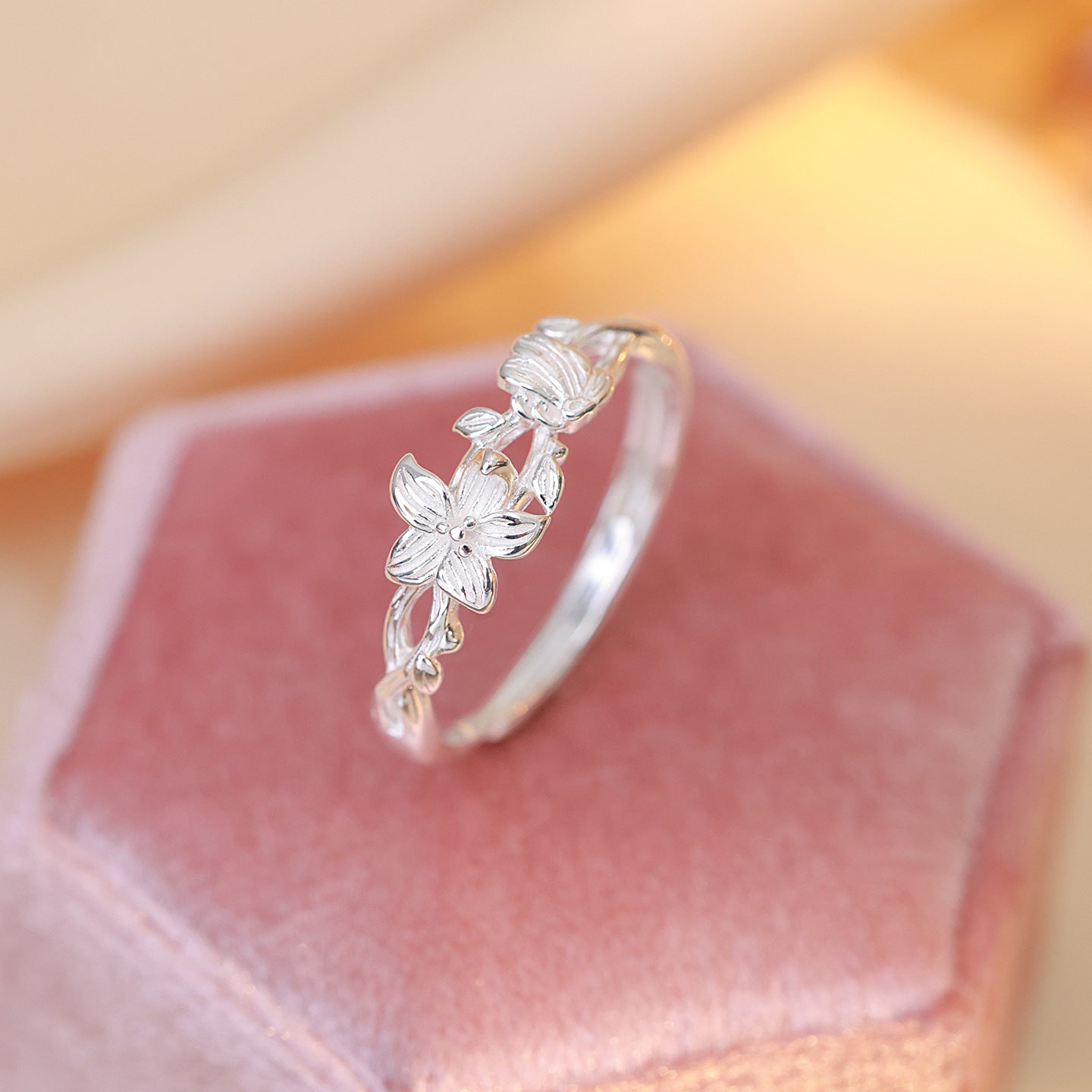 Women's Sterling Sier Lily Flower For Design Exquisite Ring