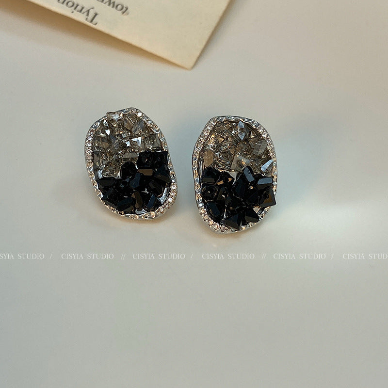 Unique Design Sense Black Crystal Light Luxury Minority High-grade Earrings