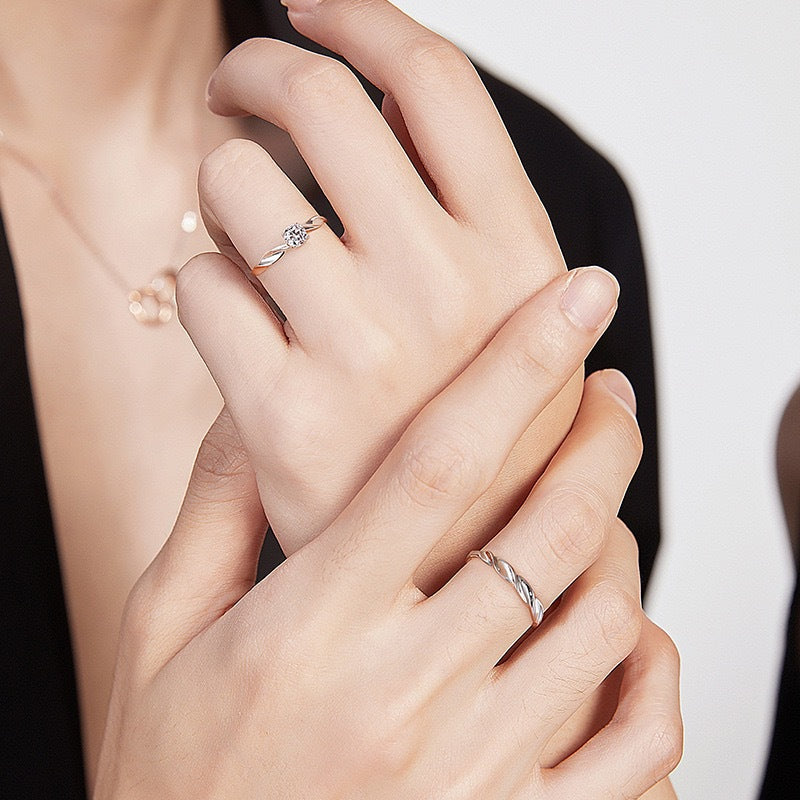 Node Female Design High Sense Mobius Rings