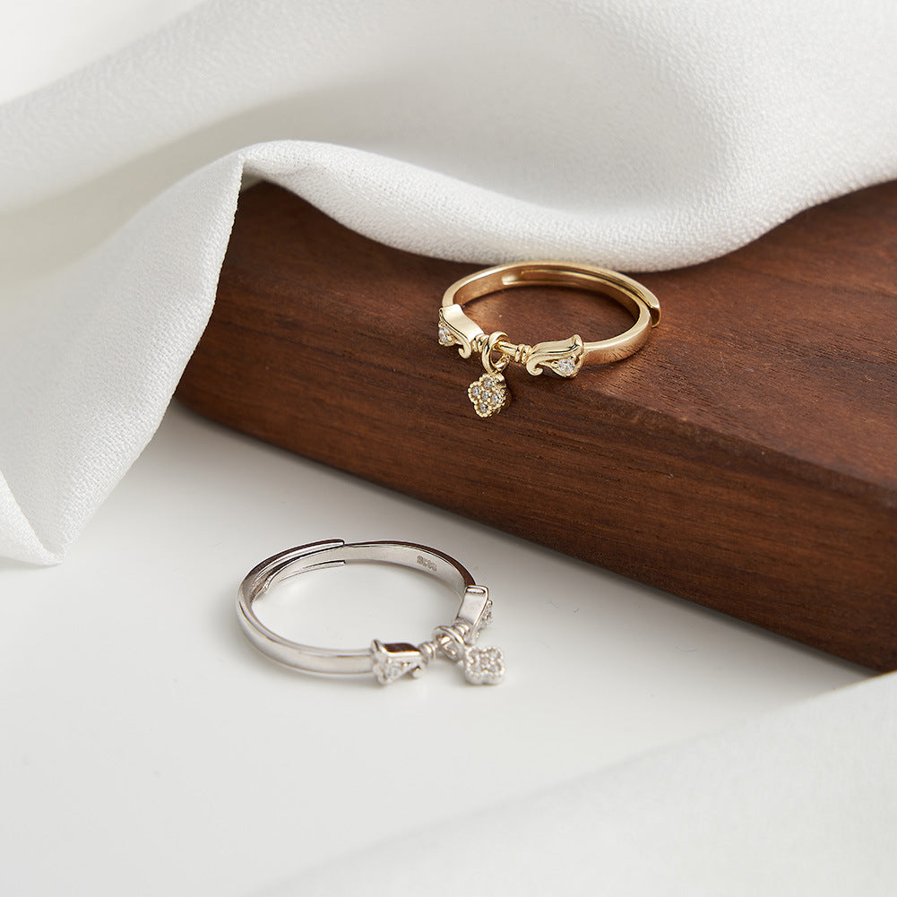 Stylish Four-leaf Clover Sier Niche Style Rings