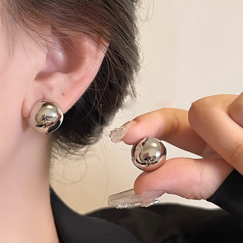 Simple Ball Ear Design Frosty Advanced Rings
