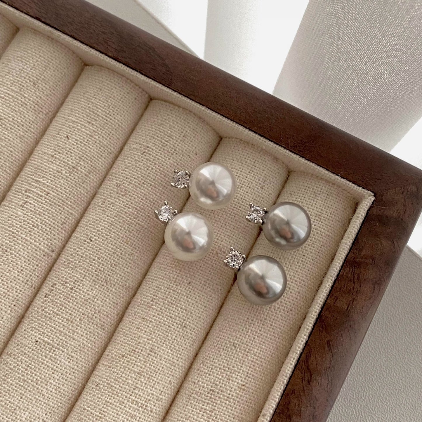 Women's Coil Ear Clip French Entry Lux Simple Earrings