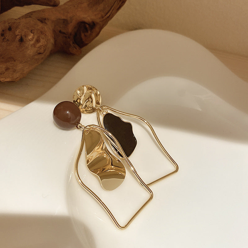 Women's Metallic Asymmetric Irregular Geometric Sier Pin Personality Simple Earrings